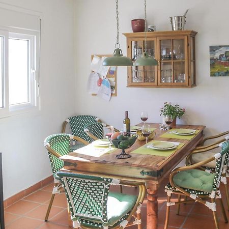 Nice Home In Canillas De Albaida With Wifi Екстериор снимка