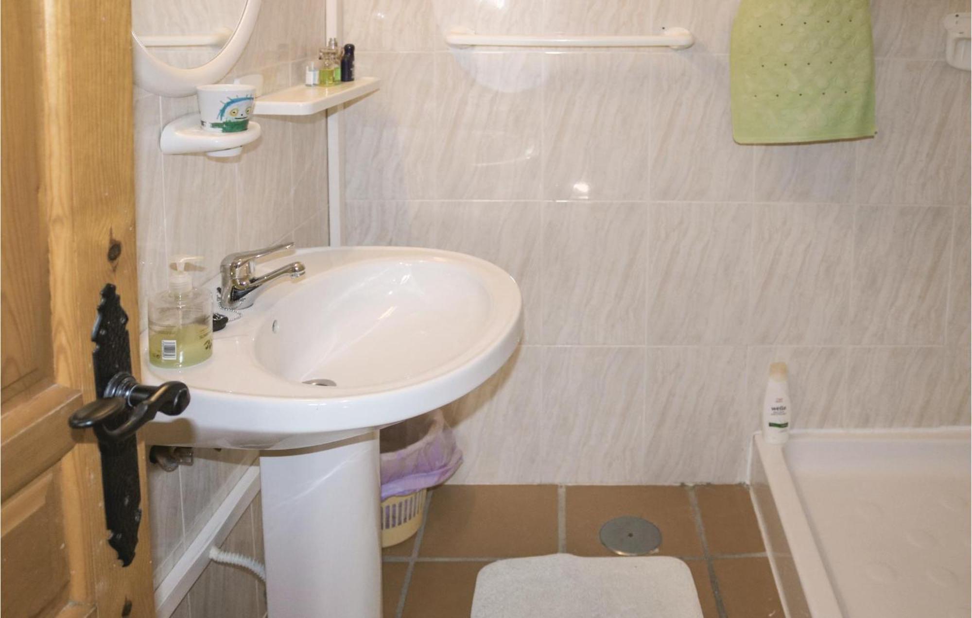Nice Home In Canillas De Albaida With Wifi Екстериор снимка